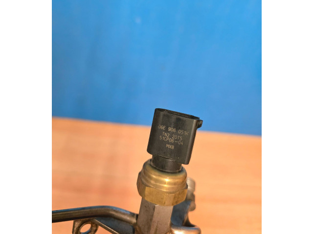 Топливная рампа 06E906051K, 06E127509M   Audi A6 S6 C6 4F  