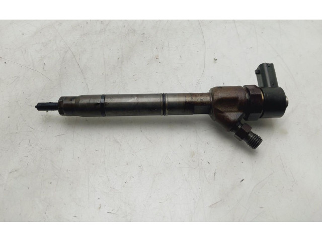 Форсунка 338002A400 KIA Ceed