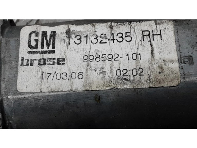 Передний двигатель механизма для подъема окон