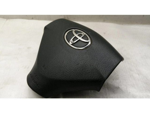 Подушка безопасности водителя 451300F020B0   Toyota Corolla Verso AR10