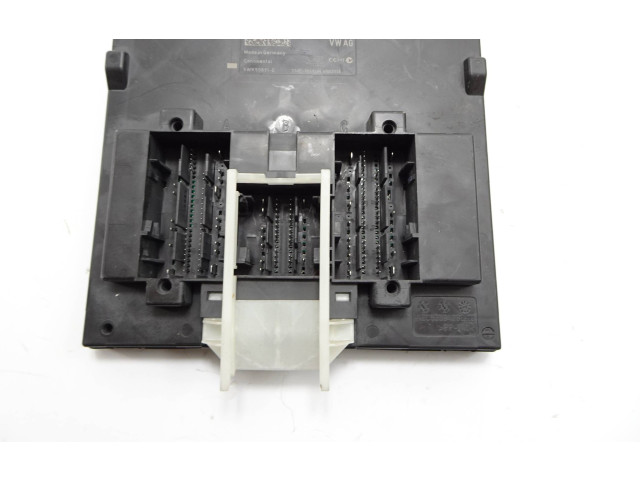 Блок комфорта 5Q0937084AG, BCMPQ37H Skoda Octavia Mk3 (5E)
