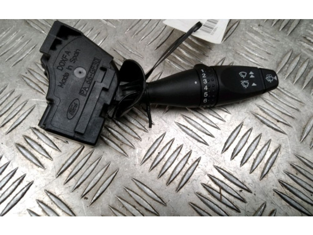 Ручка стеклоочистителей 1357437   Ford Fusion