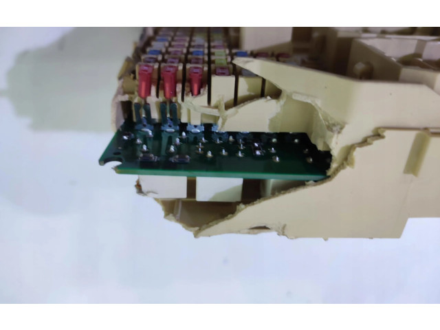 Блок комфорта 91951-J7760   KIA Xceed   