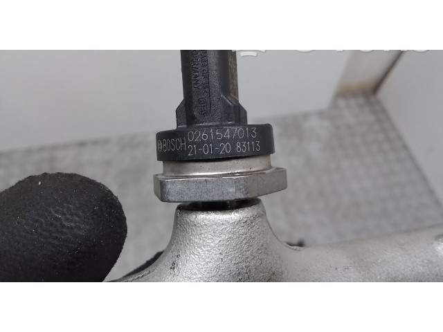 Топливная рампа 06Q133317B   Volkswagen Golf VIII  