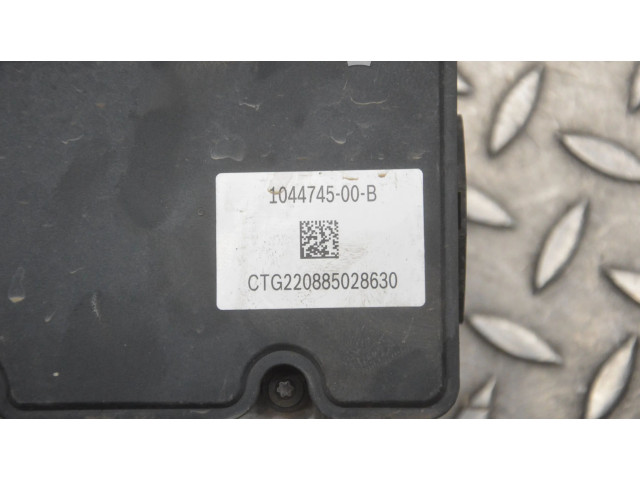 Jednotka ABS 104474500B Tesla Model Y 2022