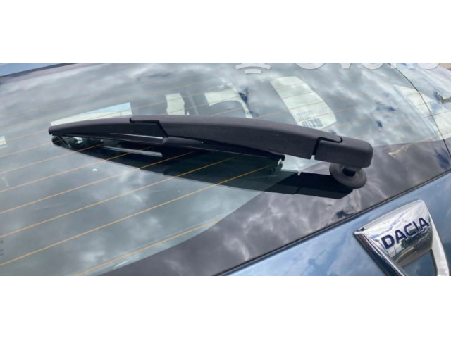 Моторчик заднего дворника 8200734582 Dacia Duster