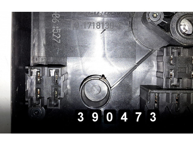 Блок предохранителей Volkswagen Golf Plus