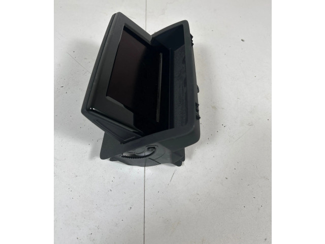 Дисплей    8UO857273   Audi Q3 8U