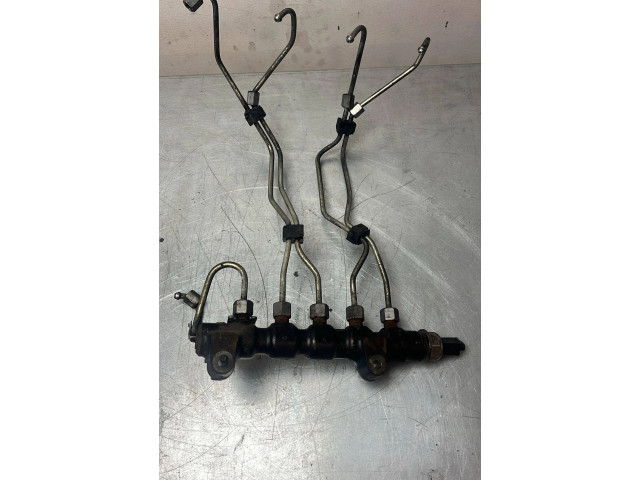 Топливная рампа    Volvo V50   для двигателя D4164 T