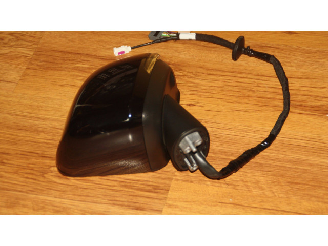 Зеркало электрическое Volvo XC40 - года