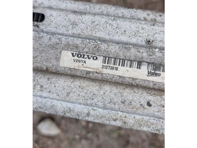 Интеркулер 31273910 Volvo S60