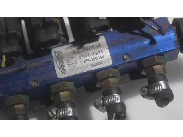 Генератор 231006729R Opel Vivaro 1.6