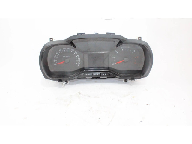 Přístrojová deska Citroen Berlingo 2018 9817599980