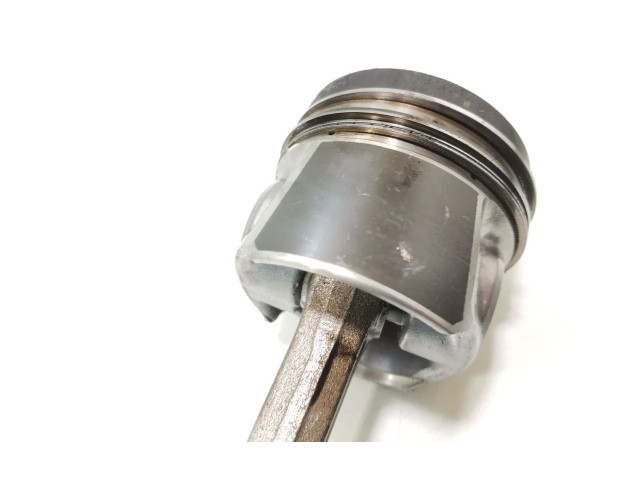 Píst Volkswagen Caddy DFSD