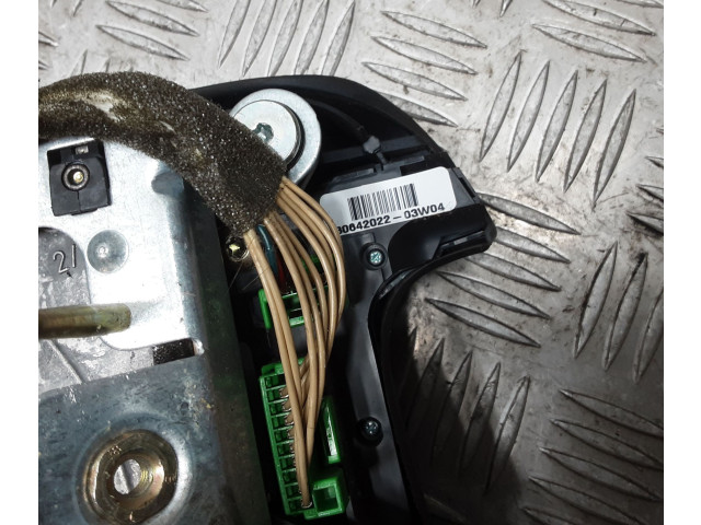 Подушка безопасности водителя 3064203003W03, 243530810125   Volvo V70