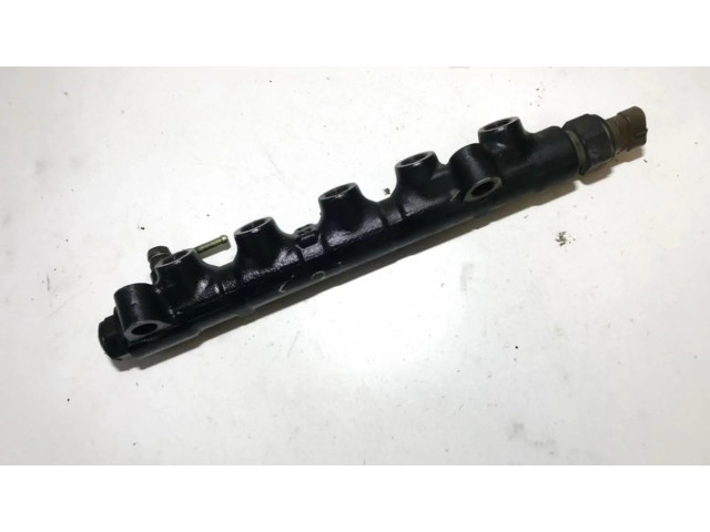 Vstřikovací lišta Toyota Avensis Verso pro naftový motor 2.0