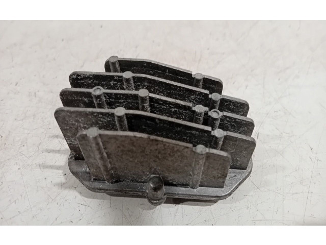 Блок комфорта 10450130 Renault Clio IV