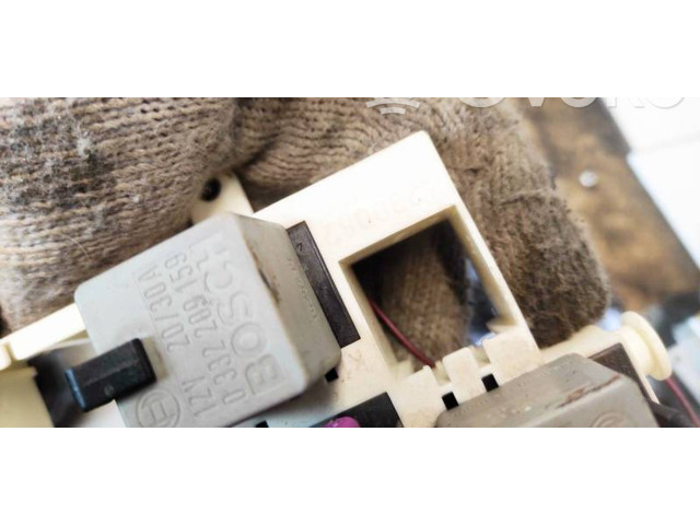 Блок предохранителей     Saab 9-5    