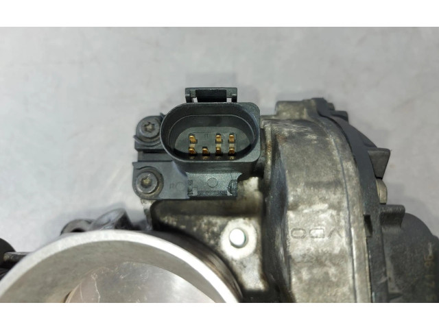 Дроссельная заслонка 058133063M   Audi A4 S4 B5 8D
