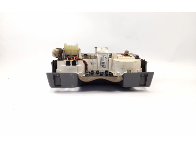 Панель приборов MB716922, 69326370 Mitsubishi Montero