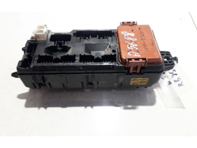 Блок предохранителей 0629951 Mitsubishi Carisma