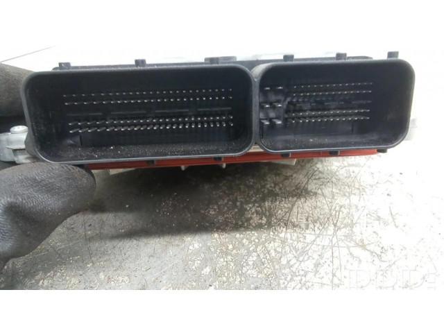 Блок управления двигателя 31286086, 36002556   Volvo S60