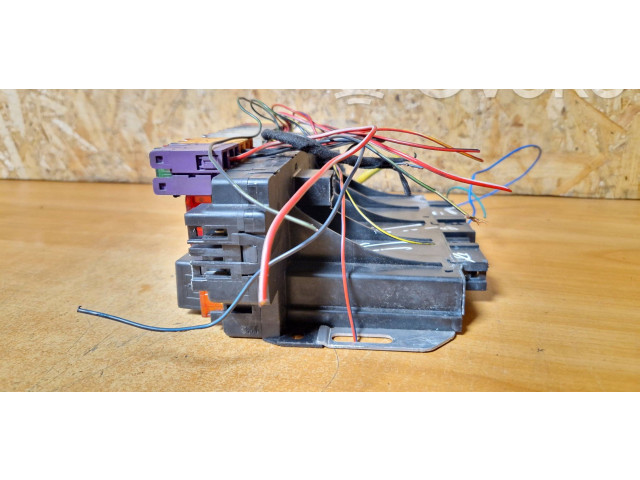 Pojistková skříňka A0285459832 Mercede-Benz S W220 2005