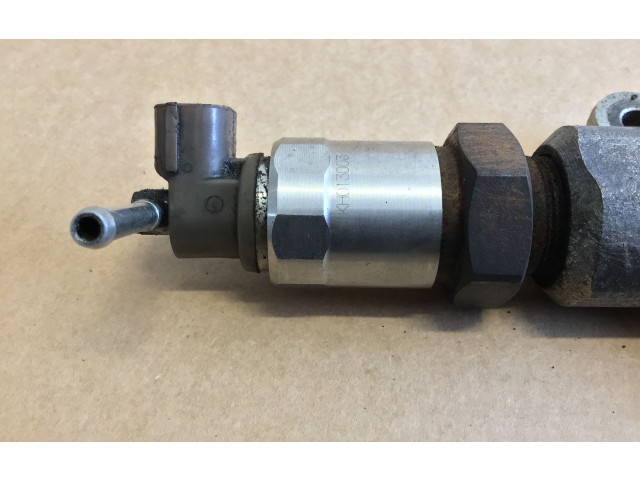 Топливная рампа 8945860010, KH013003 Lexus IS 220D-250-350