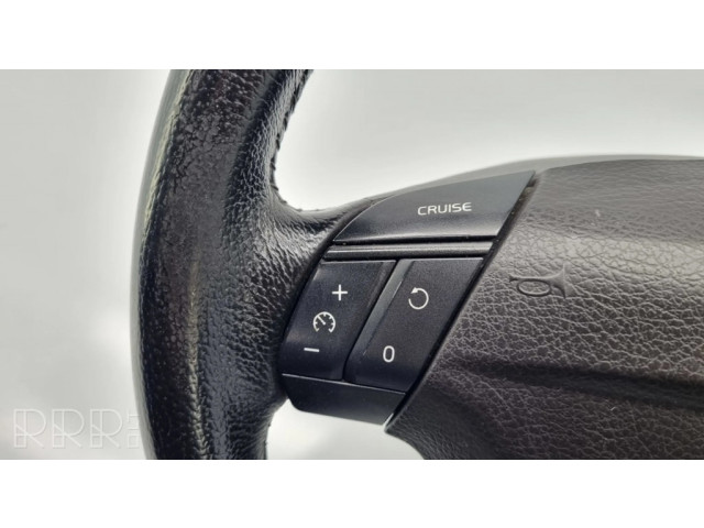 Руль Volvo S60  2005-2010 года 30754311, 30741684      