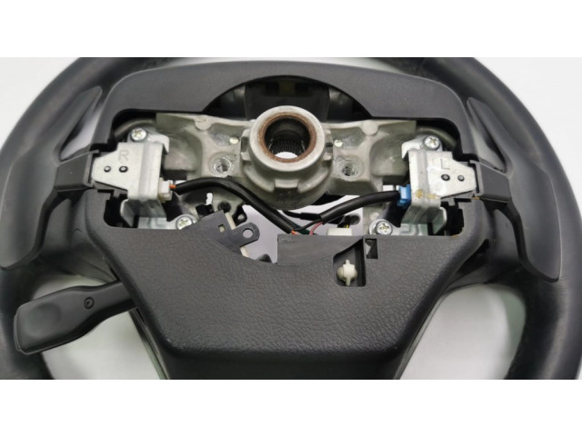 Volant Toyota Avensis T270 2012 4510005760A, 2137L004825