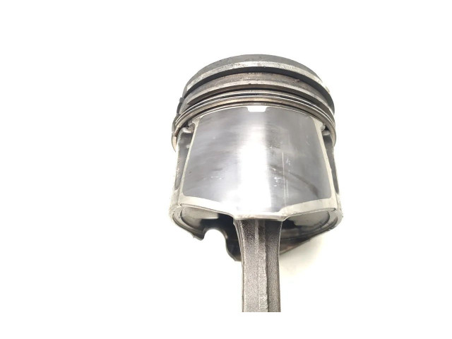 Поршень с шатуном Citroen C5