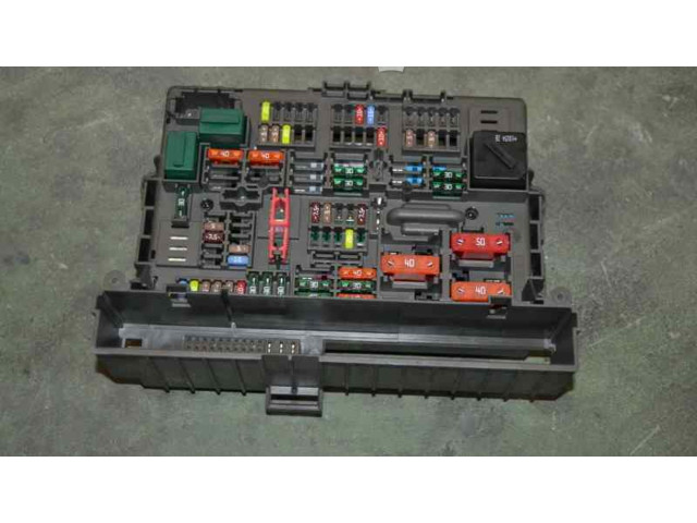 Pojistková skříňka 61149119445 BMW X1 E84 2011