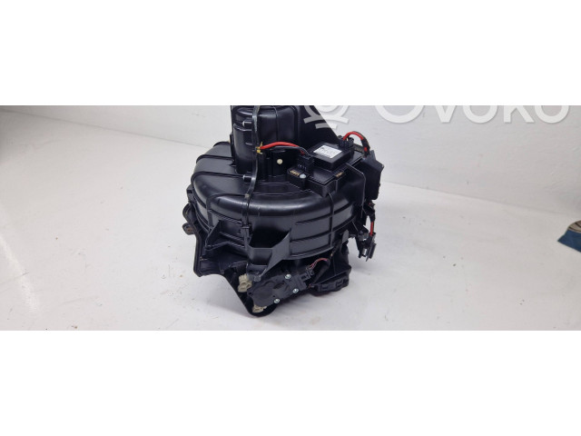 Pojistková skříňka Вентилятор печки 9243950, 0075250 BMW 5 F10 F11 2010