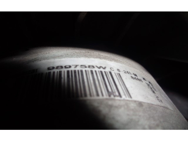 Вентилятор радиатора     4576344, 989758W    Saab 9-5 