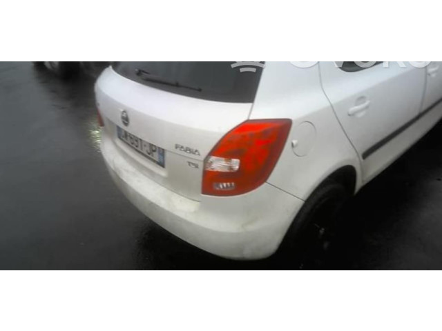 Генератор 03F903023E Skoda Fabia Mk2 (5J)