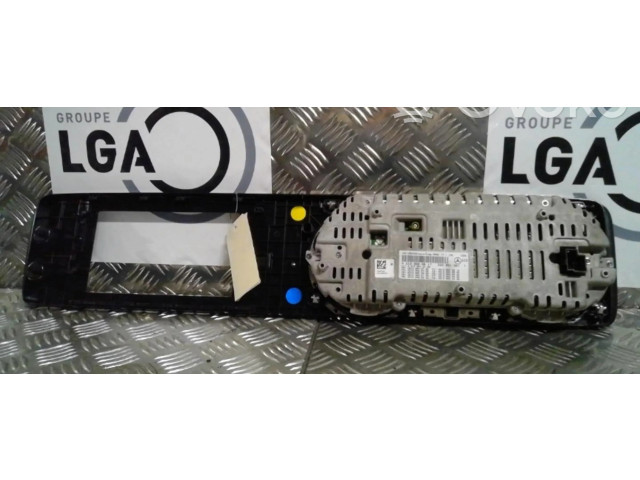 Přístrojová deska Mercedes-Benz E W213 2017 2139001117