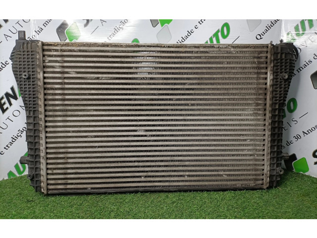 Интеркулер  SV22-05   Volkswagen Touran I 