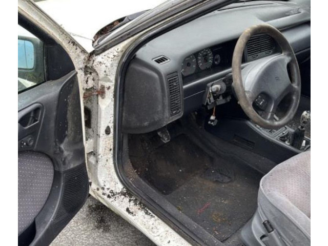 Зеркало электрическое Citroen Xantia - года