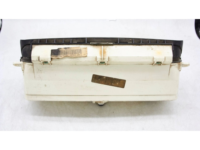 Přístrojová deska Volkswagen PASSAT B3 1991 357919033cc