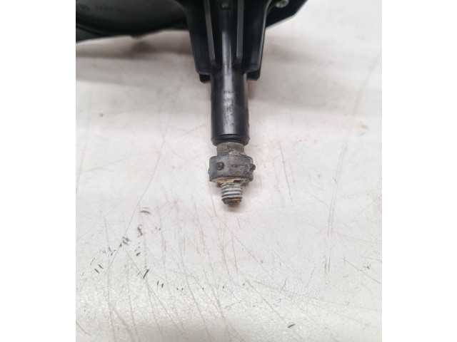 Моторчик заднего дворника 7700311590, 53014312    Renault Trafic III (X82)