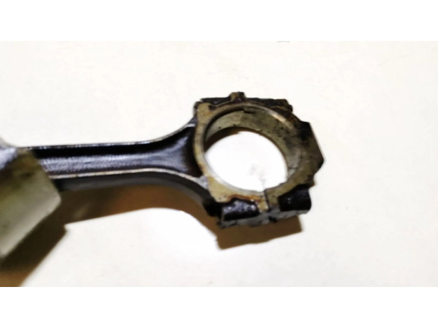 Píst KIA Sedona pro benzínový motor 2.5