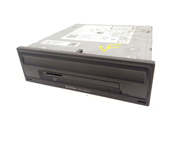 Радио/ проигрыватель CD/DVD / навигация 565035840 Skoda Octavia Mk4