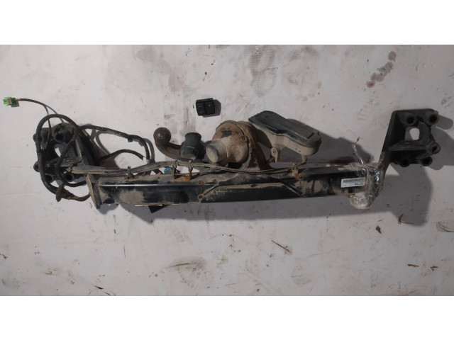 Балка задний бампер