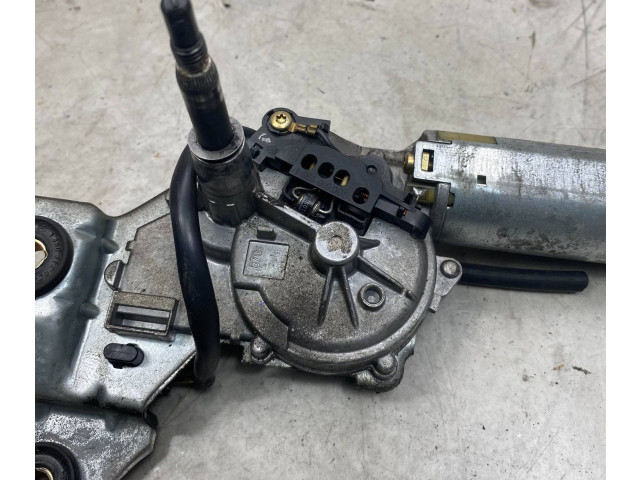 Моторчик заднего дворника 9154525    Volvo V70