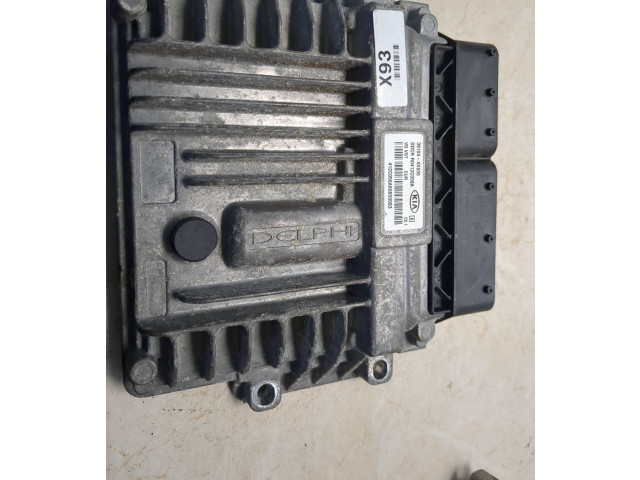 Řídící jednotka 391044X935, R0412C059A   KIA Carnival 2009