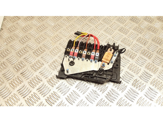   Pojistková skříňka 1802319041   Ford Focus 2014