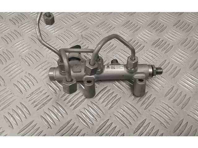 Топливная рампа 51810267, 51984359 Alfa Romeo Giulietta для двигателя 940A4000