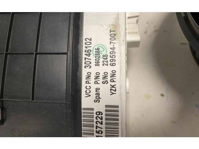 Панель приборов 30746102, 8602885 Volvo S60