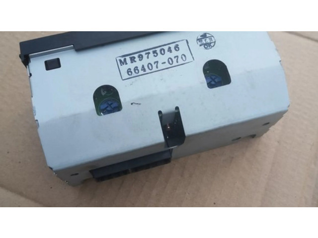 Дисплей MR975046, 66407070 Mitsubishi Carisma