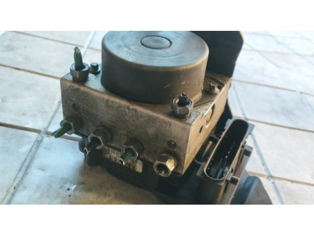 Jednotka ABS 0265232067, 8200737985 Renault Megane II 2008